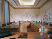 Porcellane Meeting Room